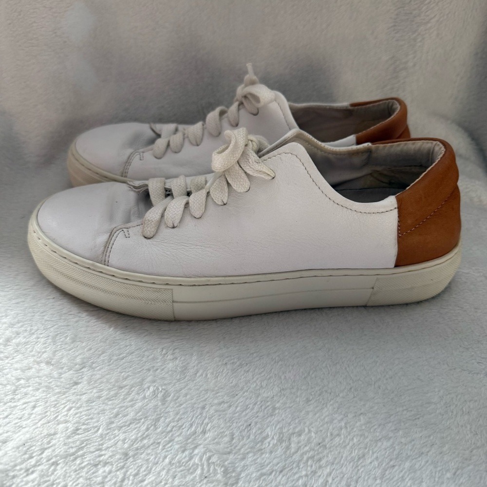 ABLE Shoes women’s Size 9 White and Tan Women's Sneakers Walking‎ Lace Up - Picture 3 of 8